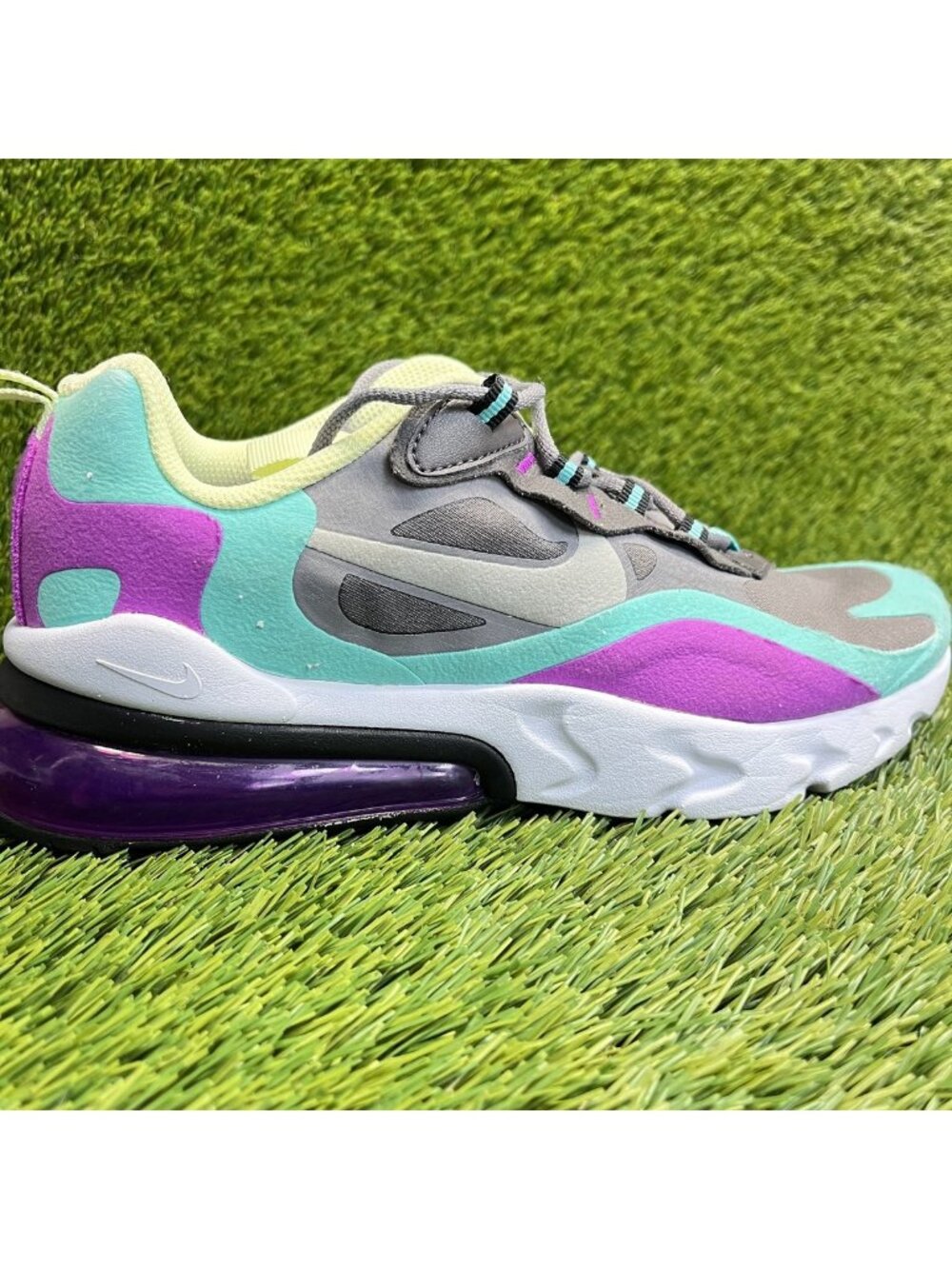 Nike Air Max 270 React Girls Size 6.5Y Gray Blue Purple Running Shoes Sneakers